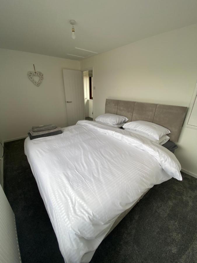 Newly Refurbished Beautiful Location 1 Bedroom Residential House แครมลิงตัน ภายนอก รูปภาพ
